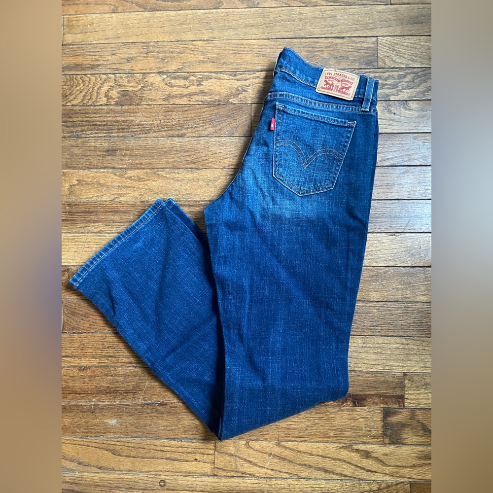 LEVIS, relaxed bootcut denim jeans. Never worn